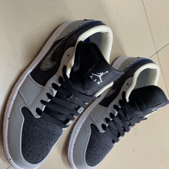 Light black AJ1 low top shoes